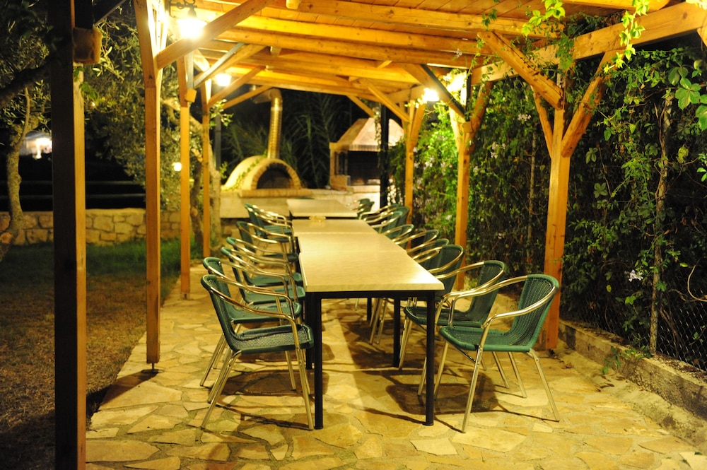 Restaurant-cafeteria