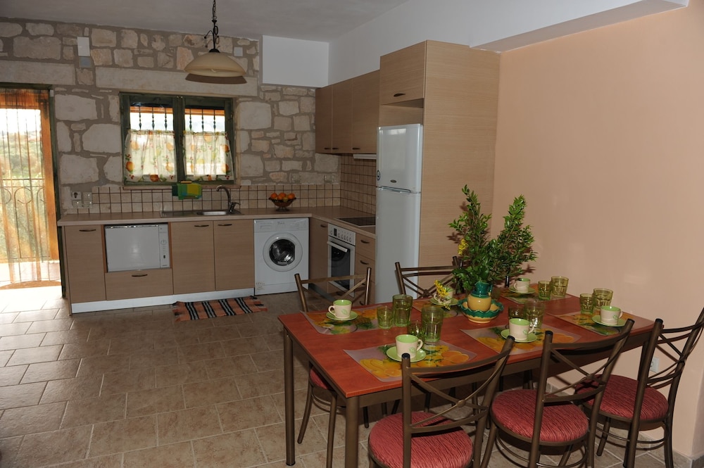 Restaurant-cafeteria
