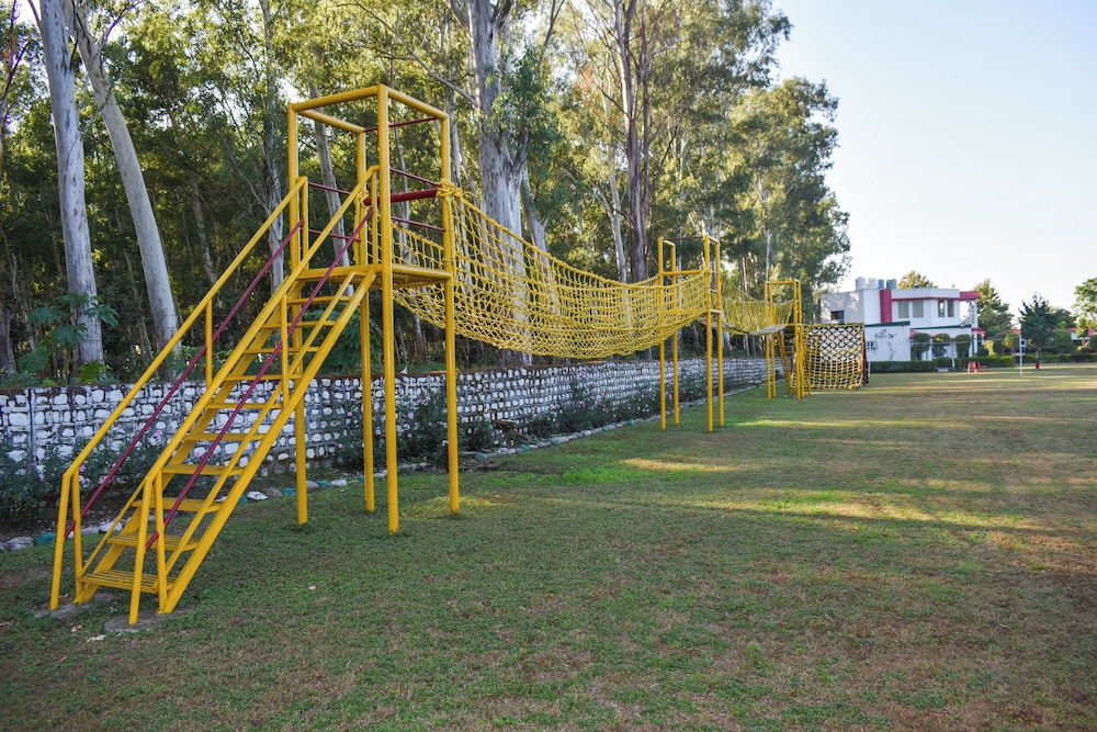 Children's play area - outdoor