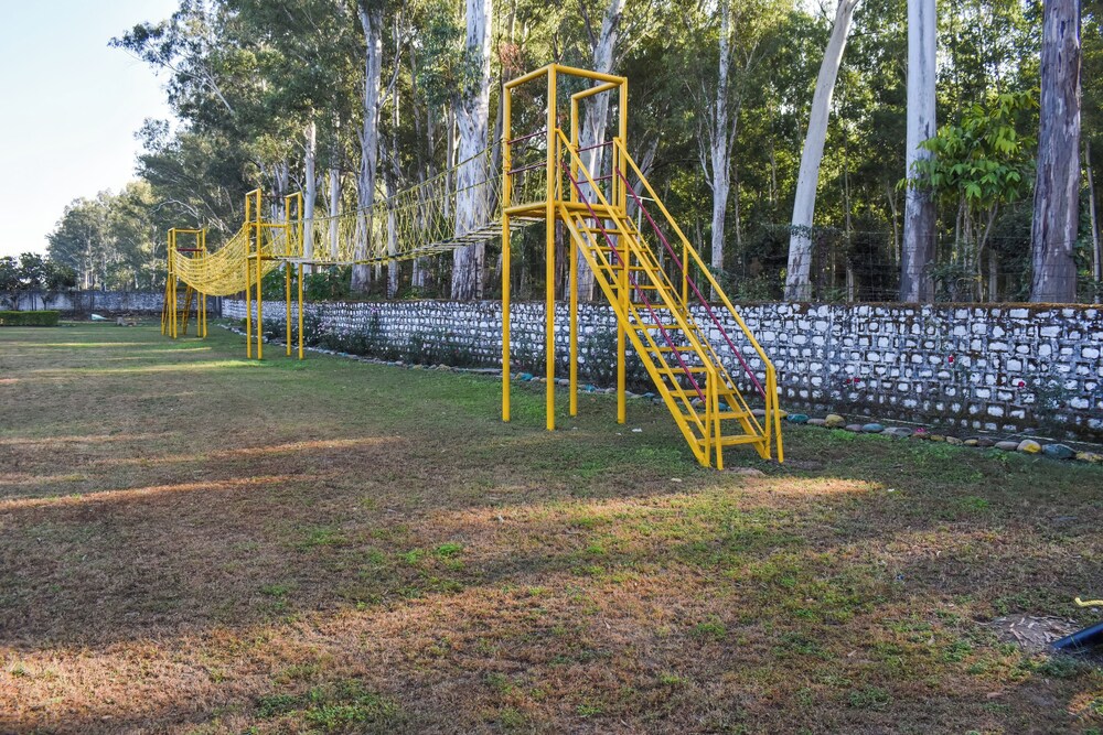 Children's play area - outdoor