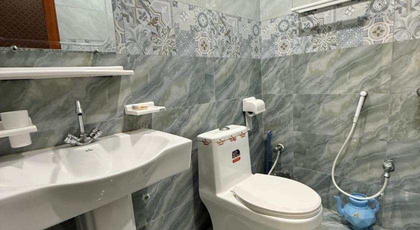 670725246.jpg