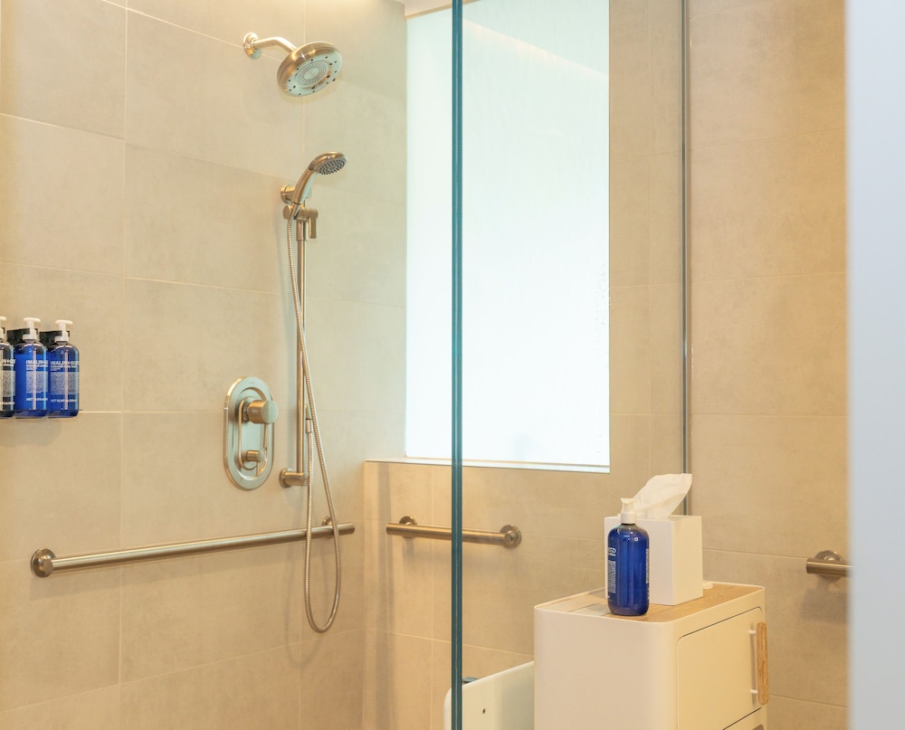 Hand-held showerhead