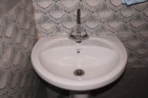 thumbnail: Bathroom