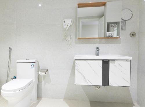 433504643.jpg