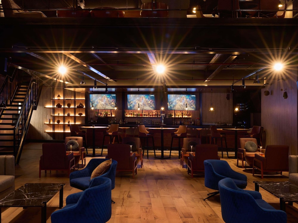 Sports bar