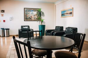 thumbnail: Breakfast area