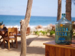 thumbnail: Outdoor dining