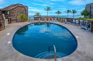 thumbnail: Pool