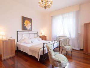thumbnail: Room amenity