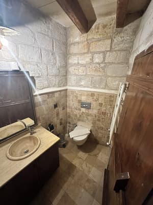 thumbnail: Bathroom