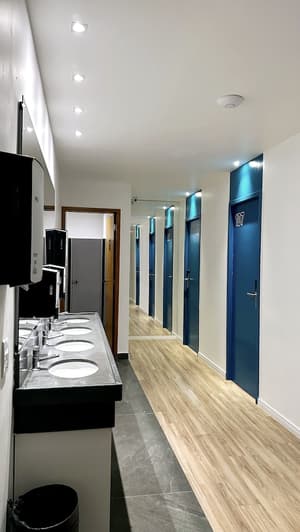 thumbnail: Bathroom