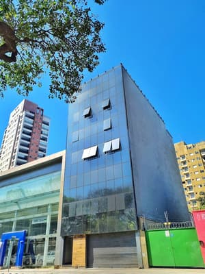 thumbnail: Exterior