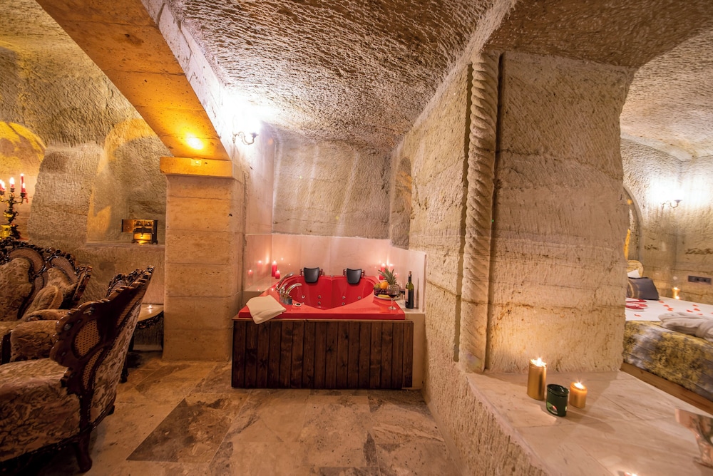 Jetted tub