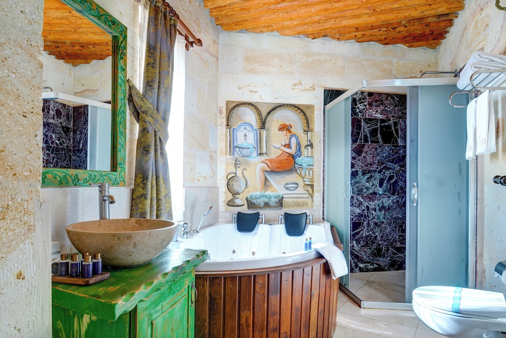 Jetted tub