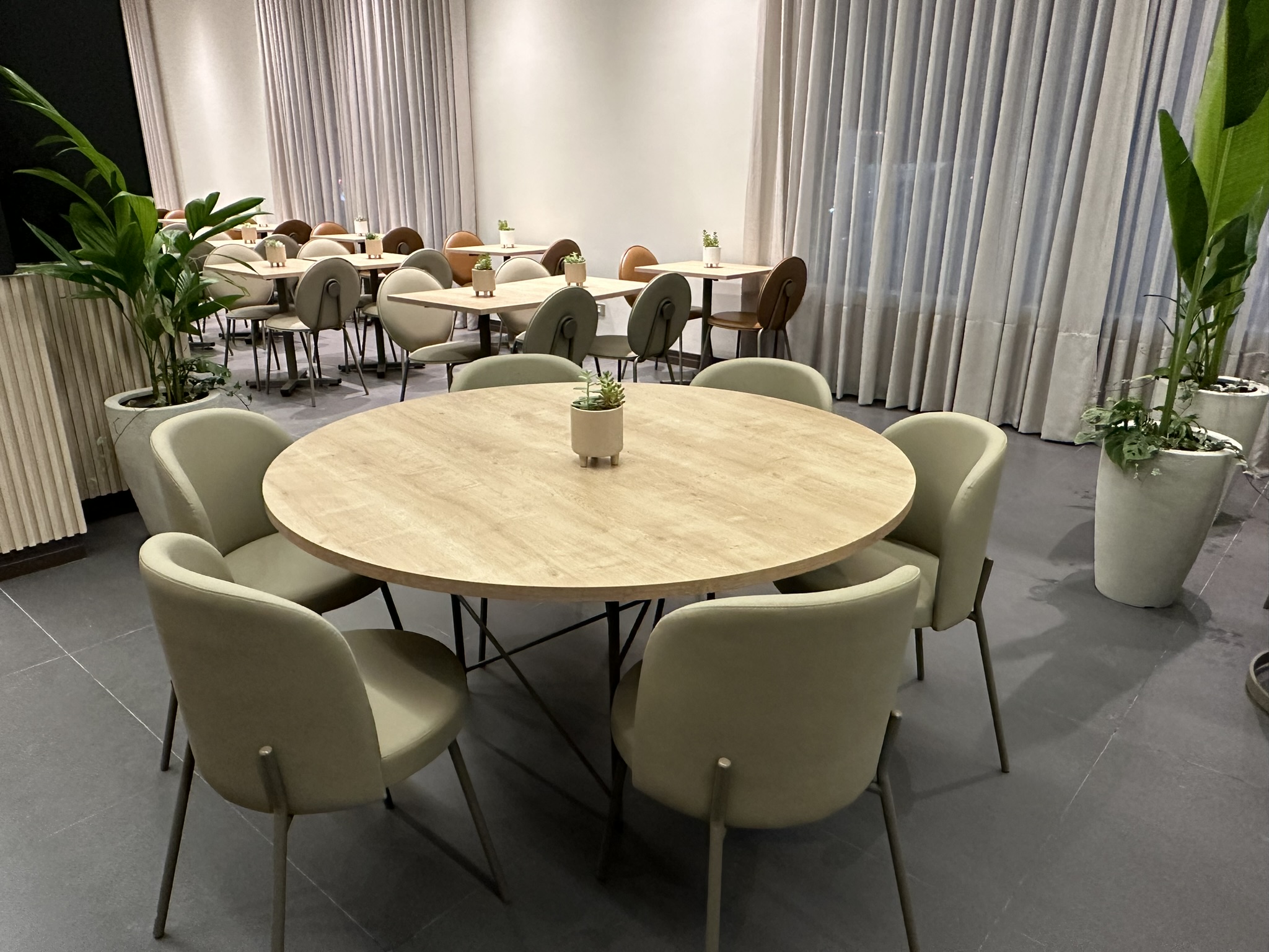 Restaurant-cafeteria