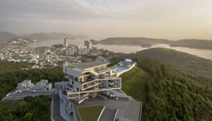 thumbnail: Exterior