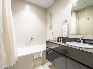 thumbnail: Bathroom