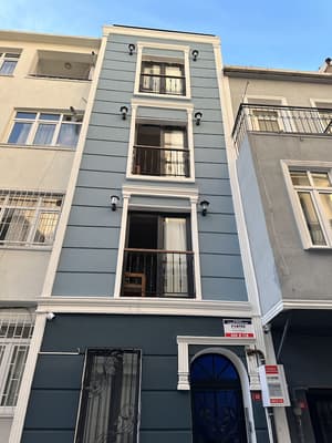thumbnail: Exterior