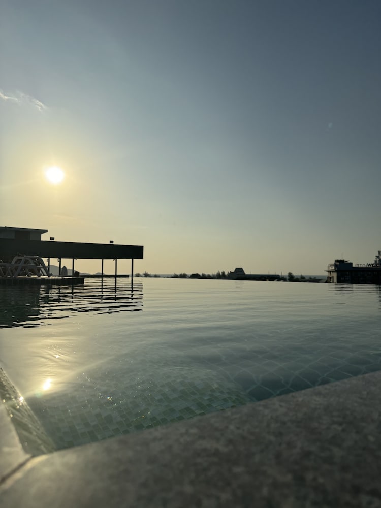 Rooftop pool