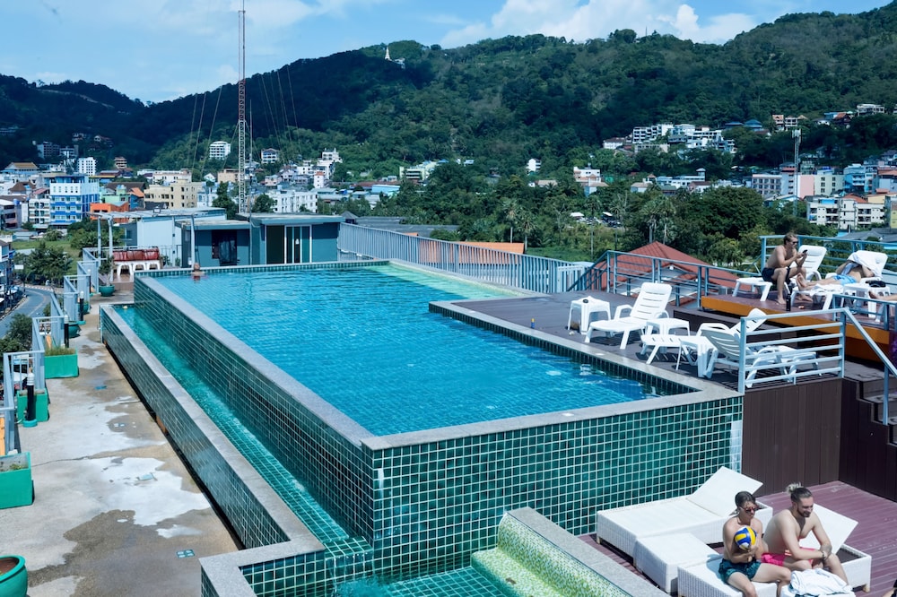 Rooftop pool