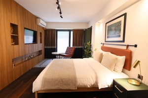 thumbnail: Room