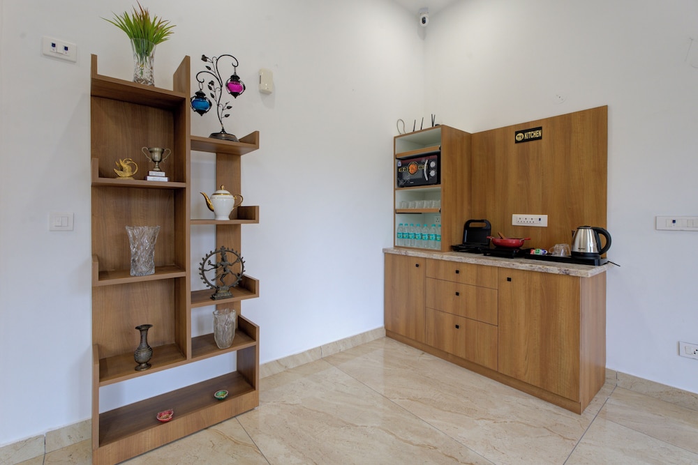 Shared kitchen facilities