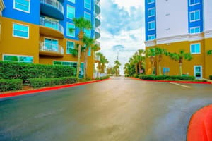thumbnail: Exterior
