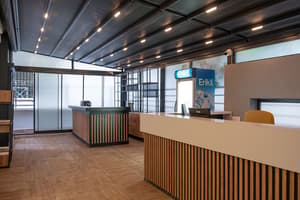 thumbnail: Reception