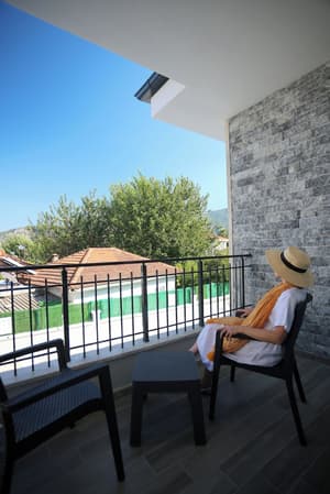 thumbnail: Terrace/patio