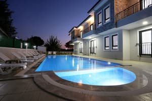 thumbnail: Exterior