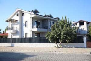 thumbnail: Exterior