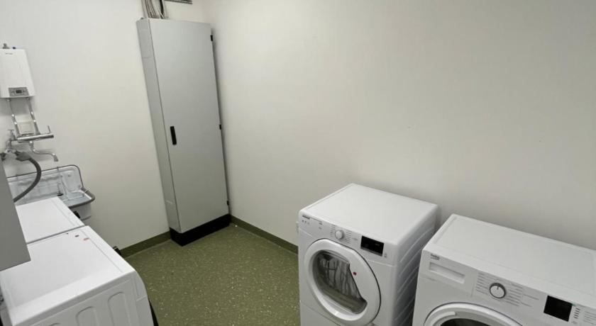 506634677.jpg