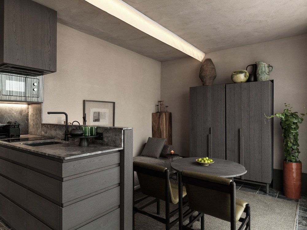 Private kitchenette