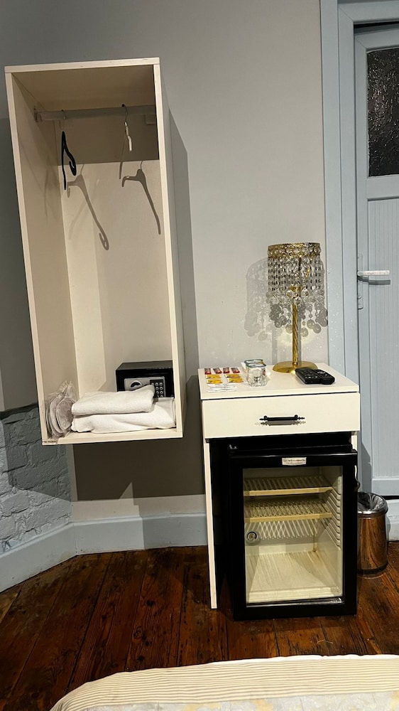 Minibar