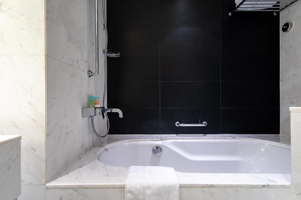 a11af27d5f9fc419d3fb1500d6ce668e.jpg