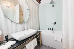thumbnail: Bathroom