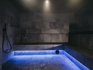 thumbnail: Steam room