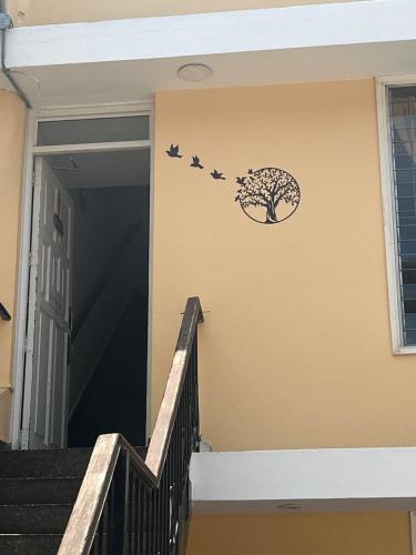 738283222.jpg