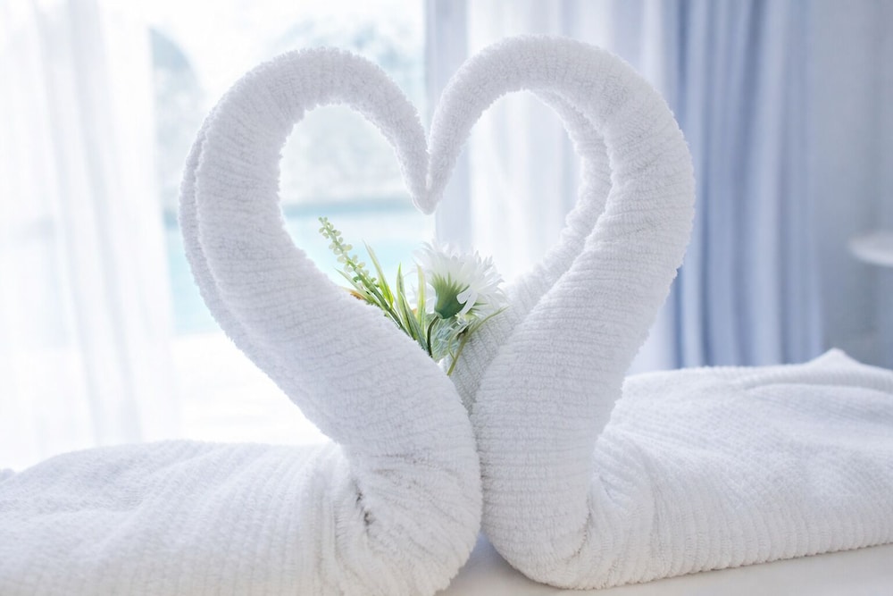 Deep soaking bathtub