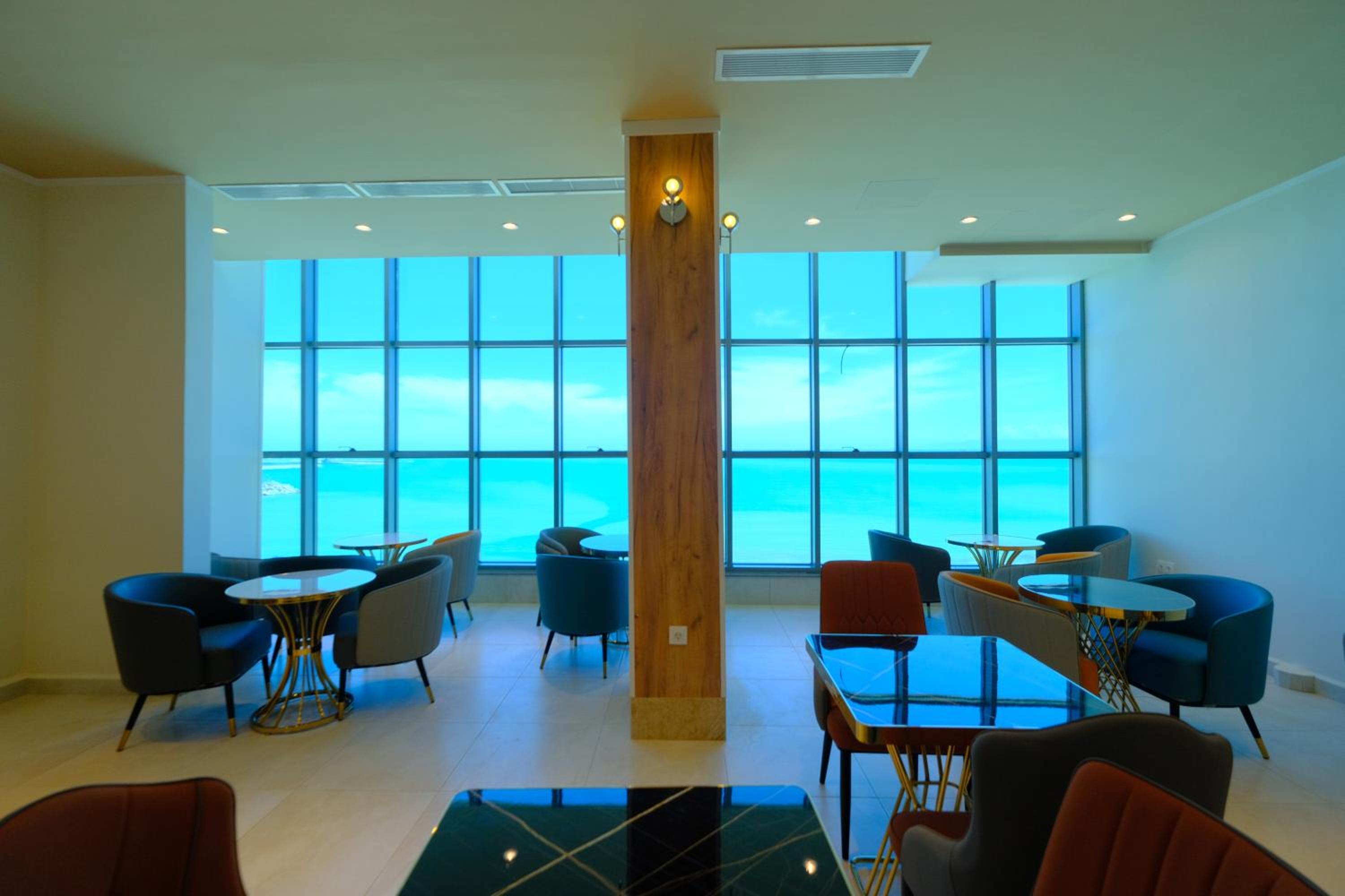 Restaurant-cafeteria