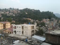 Shandar Guest House