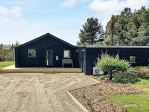6 Person Holiday Home in Blavand