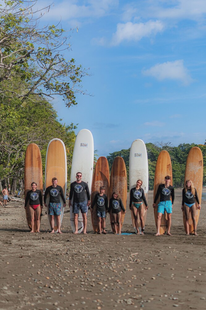 Surfing/boogie boarding