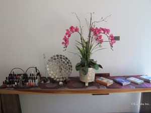 thumbnail: Interior detail