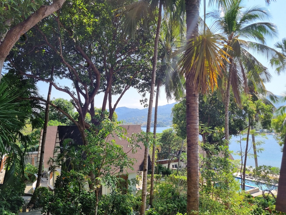 Beach/ocean view