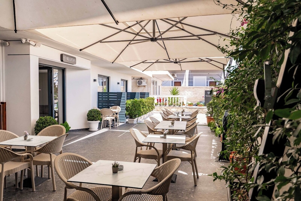 Restaurant-cafeteria