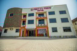 Pretty Pride Hotel