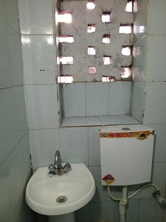 dd1b52df7753344afa98484c71af8e9f.jpg