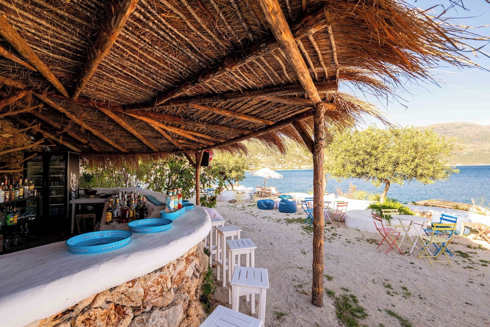 Beach bar