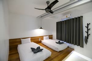 thumbnail: Room